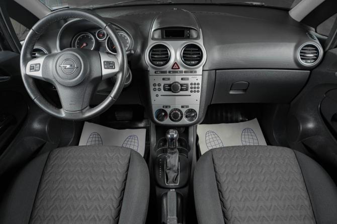 Opel Corsa D Рестайлинг II с пробегом 2013 года, цена 749 000 рублей, 139000 км, хэтчбек, Автокод Объявления