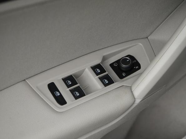 Volkswagen Tiguan II с пробегом 2018 года, цена 2 149 046 рублей, 207992 км, внедорожник, Автокод Объявления