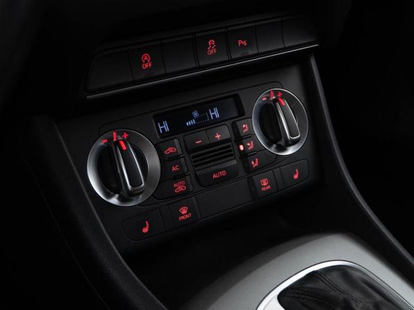 Audi Q3 I (8U) с пробегом 2012 года, цена 1 448 050 рублей, 203840 км, внедорожник, Автокод Объявления