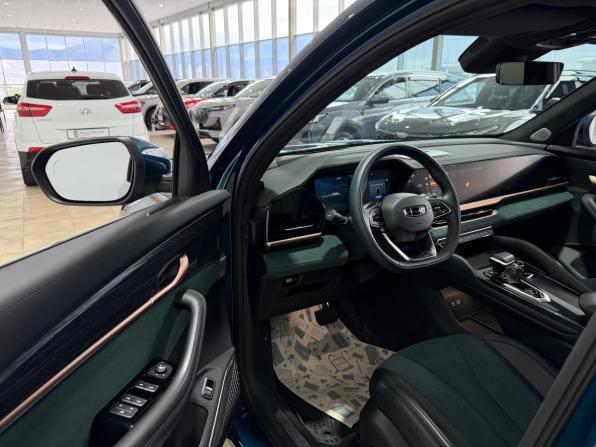 Geely Monjaro I с пробегом 2023 года, цена 3 100 000 рублей, 30603 км, внедорожник, Автокод Объявления
