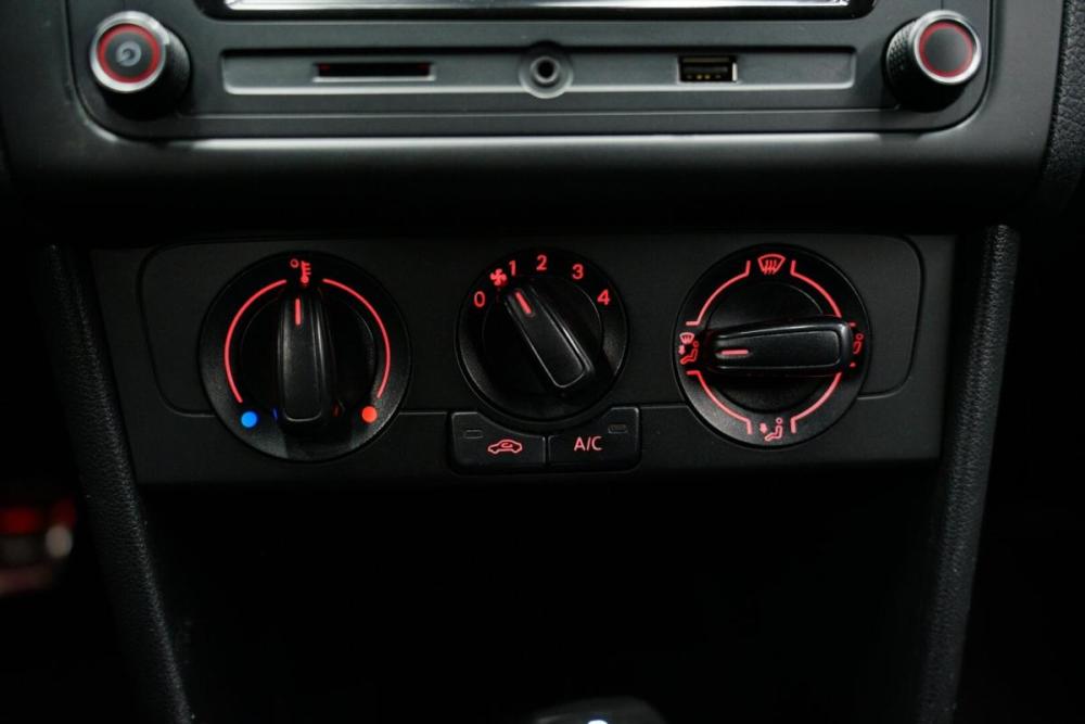 Volkswagen Polo V Рестайлинг Крым  - изображение 17