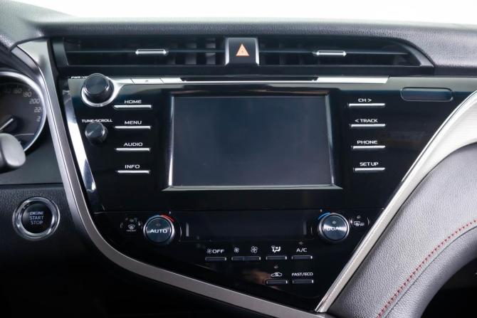 Toyota Camry VIII (XV70) с пробегом 2021 года, цена 2 999 000 рублей, 96000 км, седан, Автокод Объявления