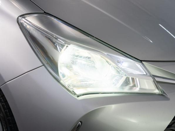 Toyota Vitz III (XP130) Рестайлинг 2 с пробегом 2018 года, цена 945 500 рублей, 106609 км, хэтчбек, Автокод Объявления