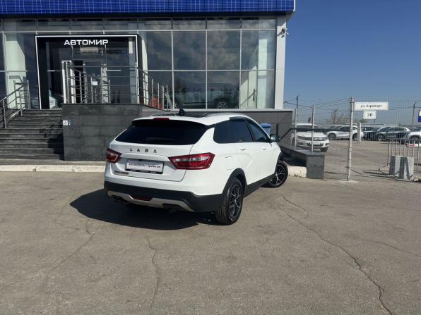 Lada (ВАЗ) Vesta I с пробегом 2021 года, цена 1 405 000 рублей, 120396 км, универсал, Автокод Объявления