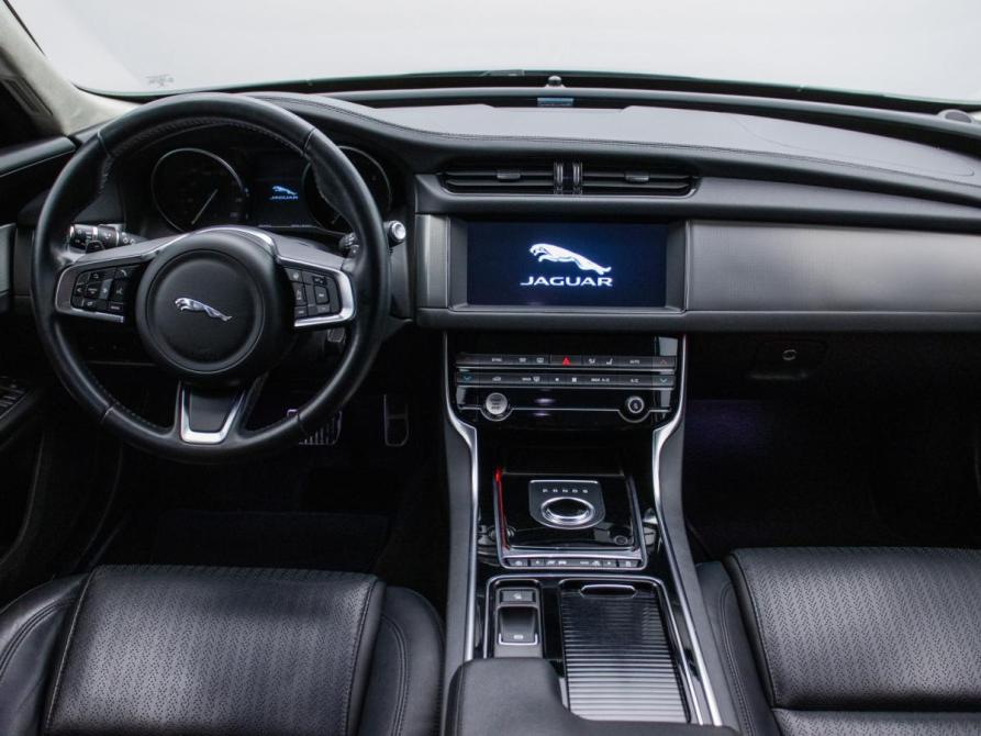 Jaguar XF II Москва  - изображение 13