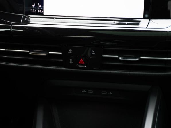 Volkswagen Golf VIII с пробегом 2020 года, цена 3 029 000 рублей, 43894 км, хэтчбек, Автокод Объявления