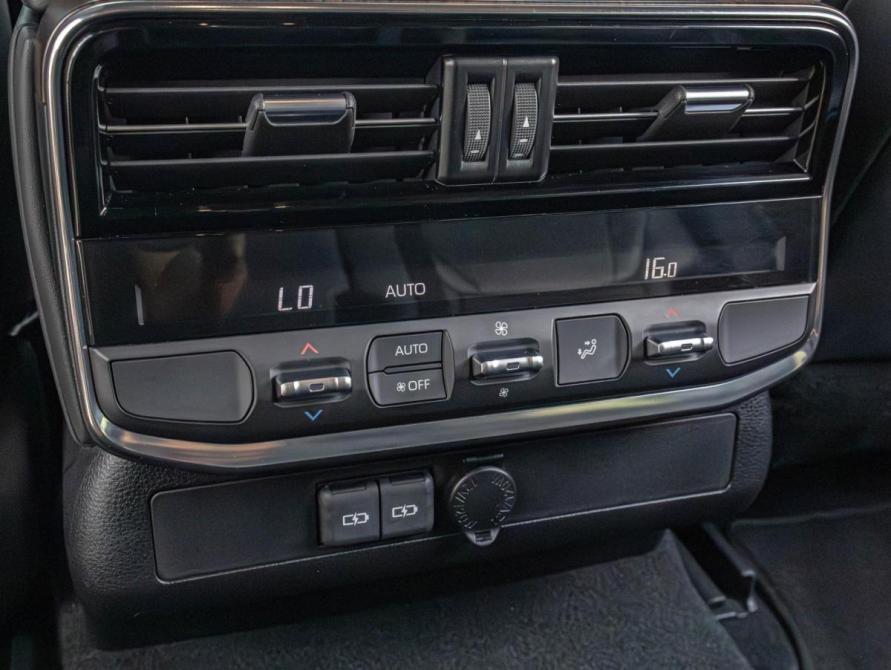 Toyota Land Cruiser 300 Series Краснодар  - изображение 28