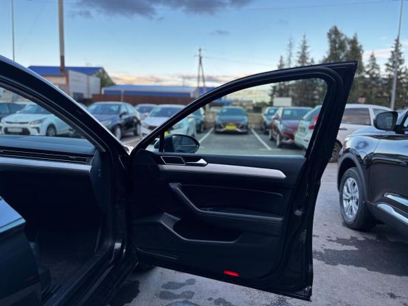 Volkswagen Passat B8 с пробегом 2019 года, цена 1 850 000 рублей, 227171 км, седан, Автокод Объявления