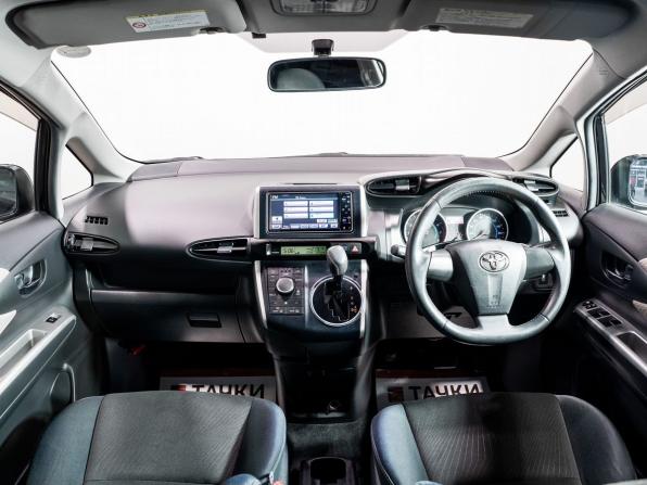 Toyota Wish II с пробегом 2009 года, цена 1 490 000 рублей, 128000 км, минивэн, Автокод Объявления