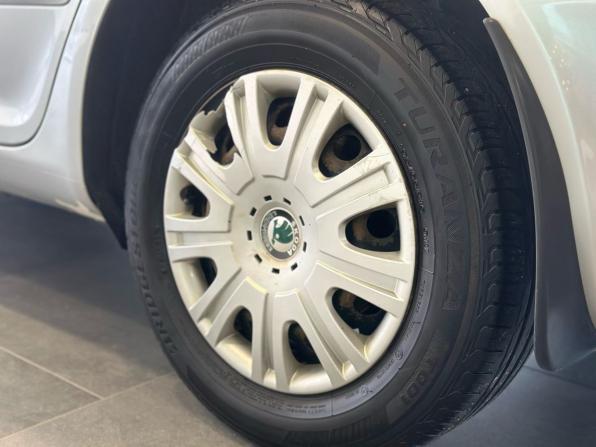 Skoda Octavia II (A5) Рестайлинг с пробегом 2011 года, цена 735 000 рублей, 183490 км, лифтбек, Автокод Объявления