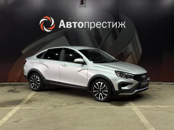 Lada (ВАЗ) Vesta I Рестайлинг (NG) с пробегом 2025 года, цена 1 630 000 рублей, 9695 км, седан, Автокод Объявления