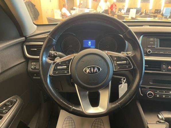 Kia Optima IV Рестайлинг с пробегом 2019 года, цена 1 649 000 рублей, 173000 км, седан, Автокод Объявления