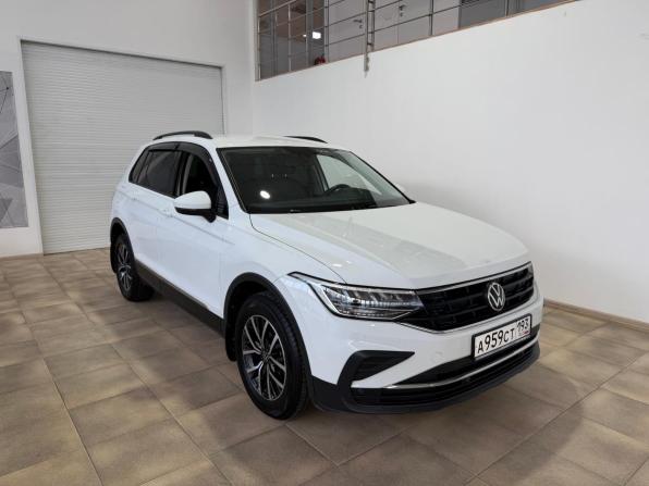 Volkswagen Tiguan II Рестайлинг с пробегом 2021 года, цена 2 900 000 рублей, 61183 км, внедорожник, Автокод Объявления