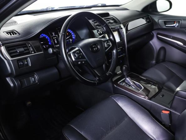 Toyota Camry VII (XV50) Рестайлинг с пробегом 2017 года, цена 1 434 000 рублей, 212717 км, седан, Автокод Объявления