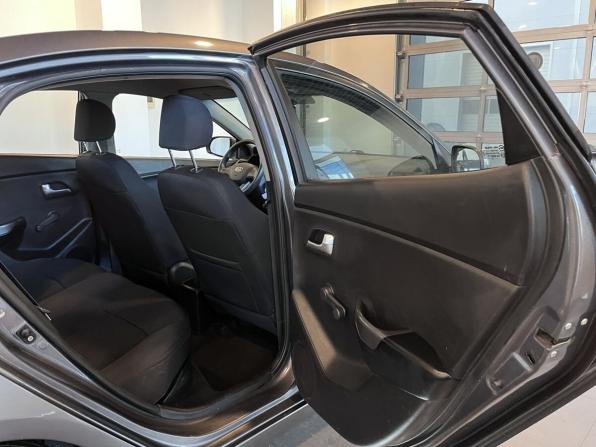 Kia Rio III с пробегом 2012 года, цена 595 000 рублей, 280625 км, седан, Автокод Объявления