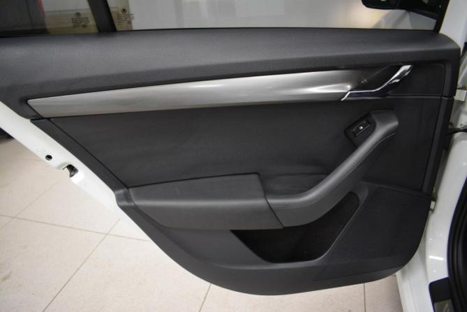 Skoda Octavia III (A7) Рестайлинг с пробегом 2018 года, цена 1 789 000 рублей, 87000 км, лифтбек, Автокод Объявления