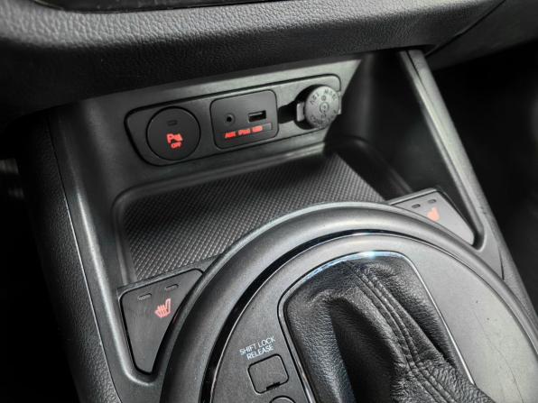 Kia Sportage III с пробегом 2012 года, цена 1 600 000 рублей, 182937 км, внедорожник, Автокод Объявления