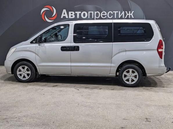 Hyundai Grand Starex I с пробегом 2010 года, цена 880 000 рублей, 189450 км, фургон, Автокод Объявления