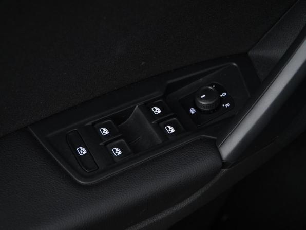 Volkswagen Tiguan II Рестайлинг с пробегом 2022 года, цена 2 649 444 рубля, 87482 км, внедорожник, Автокод Объявления