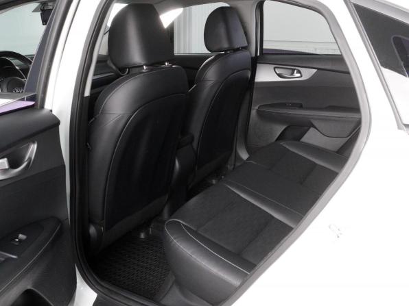 Kia K3 II с пробегом 2019 года, цена 1 884 000 рублей, 98069 км, седан, Автокод Объявления