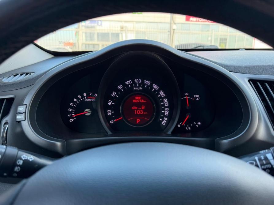 Kia Sportage III Набережные Челны  - изображение 12