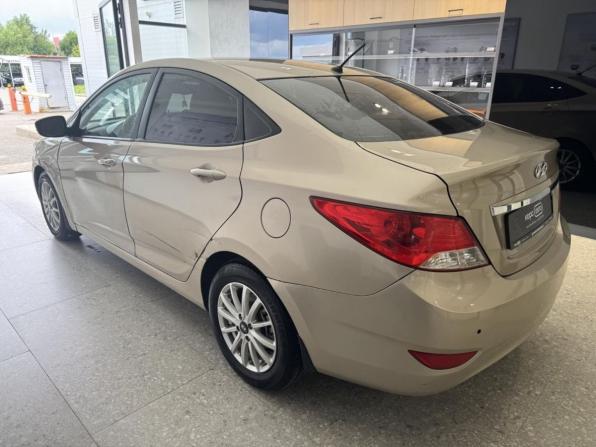 Hyundai Solaris I с пробегом 2013 года, цена 593 000 рублей, 228251 км, седан, Автокод Объявления