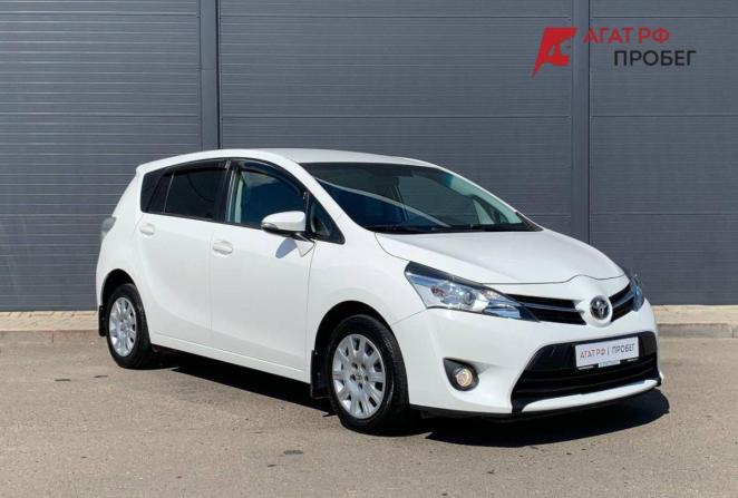 Toyota Verso I Рестайлинг с пробегом 2014 года, цена 1 680 000 рублей, 66812 км, компактвэн, Автокод Объявления