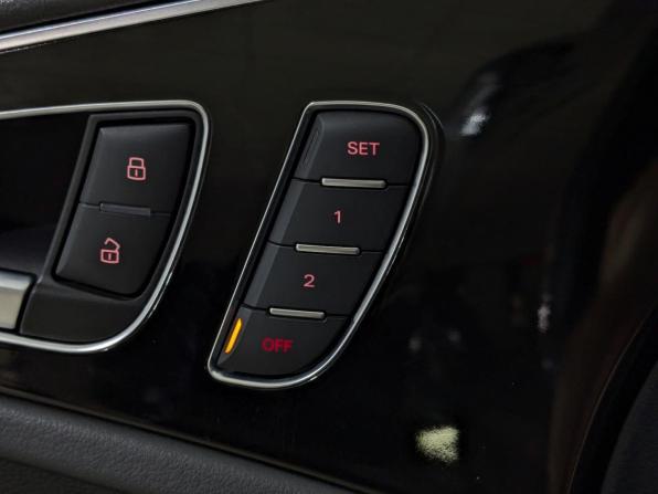 Audi A6 IV (C7) Рестайлинг с пробегом 2017 года, цена 3 100 000 рублей, 64730 км, седан, Автокод Объявления