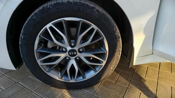 Kia K5 III с пробегом 2021 года, цена 2 599 900 рублей, 41000 км, седан, Автокод Объявления