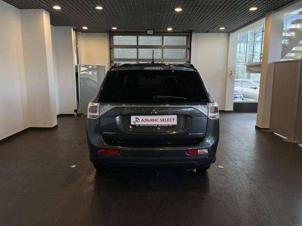 Mitsubishi Outlander III с пробегом 2013 года, цена 1 310 000 рублей, 223049 км, внедорожник, Автокод Объявления