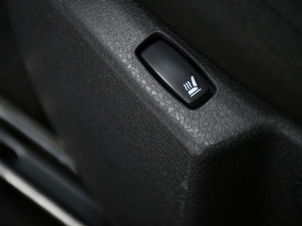 Renault Logan II Рестайлинг с пробегом 2019 года, цена 867 000 рублей, 147000 км, седан, Автокод Объявления
