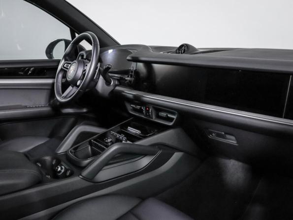Porsche Cayenne III Рестайлинг с пробегом 2024 года, цена 13 950 000 рублей, 12615 км, внедорожник, Автокод Объявления