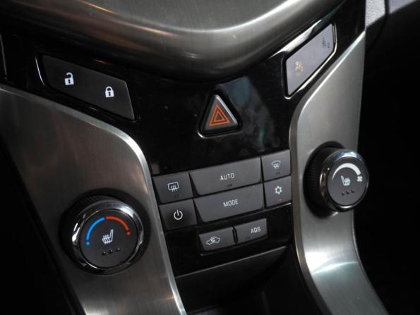 Chevrolet Cruze I Рестайлинг с пробегом 2012 года, цена 859 000 рублей, 161641 км, хэтчбек, Автокод Объявления
