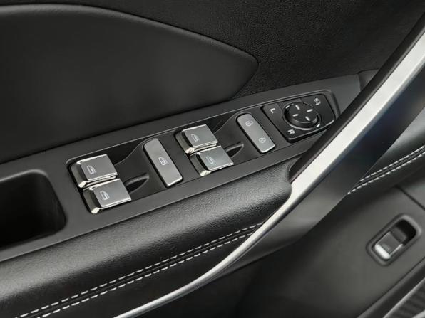 Geely Atlas Pro с пробегом 2023 года, цена 1 995 000 рублей, 68159 км, внедорожник, Автокод Объявления