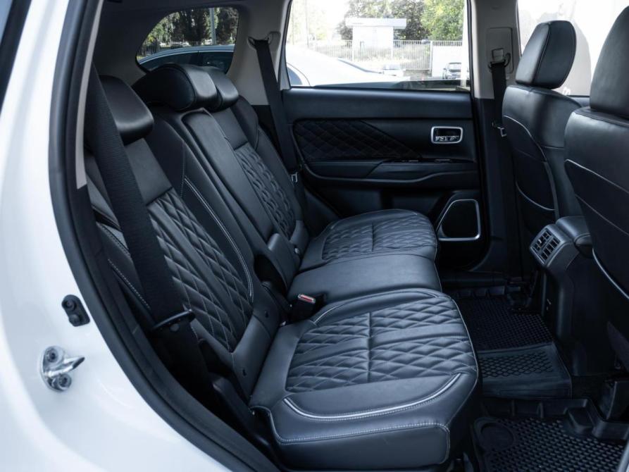 Mitsubishi Outlander III Рестайлинг 3 Ставрополь  - изображение 7