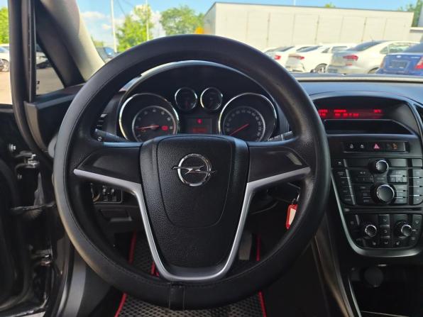 Opel Astra J Рестайлинг с пробегом 2014 года, цена 630 000 рублей, 201887 км, хэтчбек, Автокод Объявления