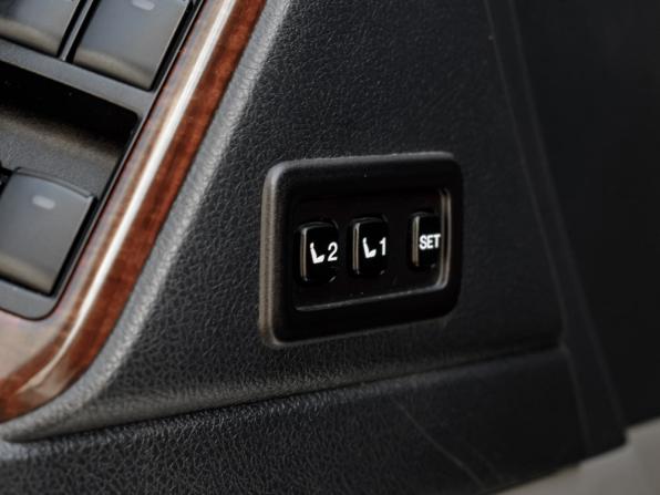 Toyota Land Cruiser Prado 150 Series с пробегом 2011 года, цена 2 690 000 рублей, 155966 км, внедорожник, Автокод Объявления
