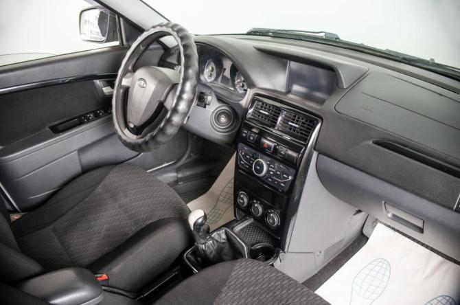 Lada (ВАЗ) Priora I Рестайлинг с пробегом 2015 года, цена 659 000 рублей, 256000 км, седан, Автокод Объявления