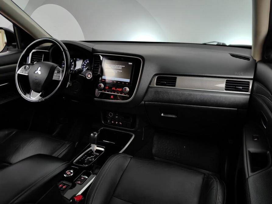 Mitsubishi Outlander III Рестайлинг 3 Подольск  - изображение 13