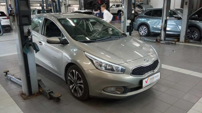 Kia Ceed II с пробегом 2013 года, цена 1 004 000 рублей, 150952 км, хэтчбек, Автокод Объявления