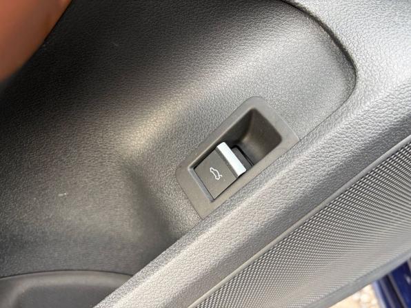 Audi A4 V (B9) Рестайлинг с пробегом 2021 года, цена 3 200 000 рублей, 48826 км, седан, Автокод Объявления