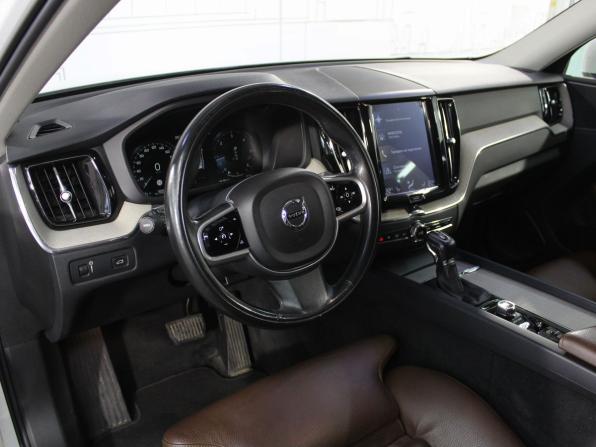 Volvo XC60 II с пробегом 2018 года, цена 2 939 000 рублей, 185600 км, внедорожник, Автокод Объявления