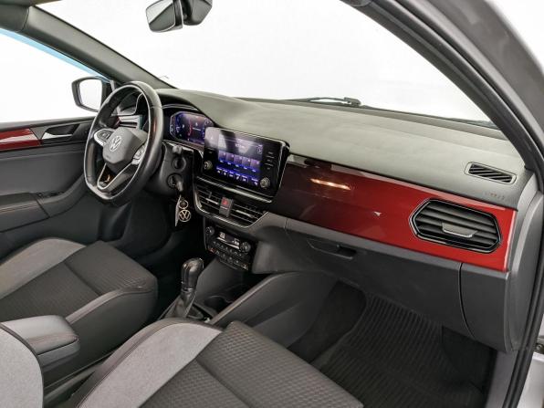 Volkswagen Polo VI с пробегом 2021 года, цена 1 645 000 рублей, 79734 км, лифтбек, Автокод Объявления