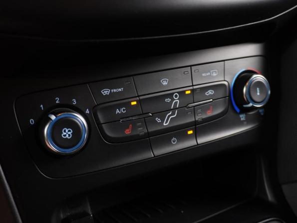 Ford Focus III Рестайлинг с пробегом 2016 года, цена 1 099 000 рублей, 129175 км, универсал, Автокод Объявления