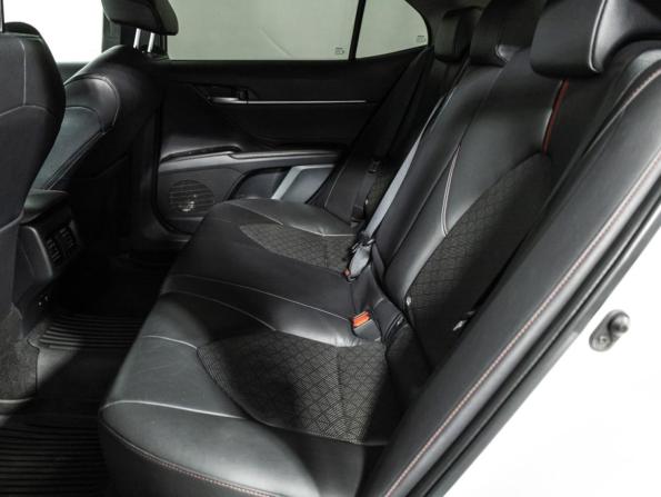 Toyota Camry VIII (XV70) Рестайлинг с пробегом 2021 года, цена 3 239 700 рублей, 126611 км, седан, Автокод Объявления