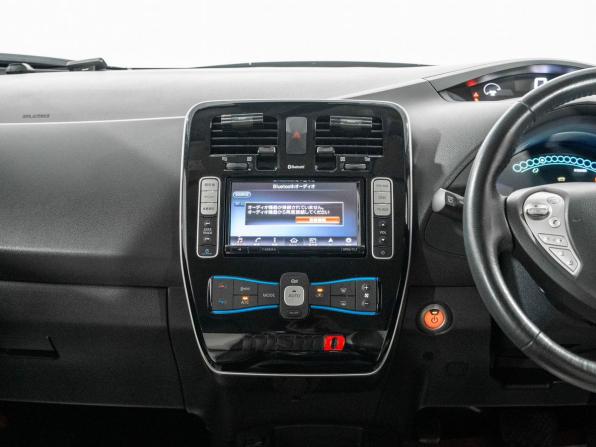 Nissan Leaf I (ZE0/AZE0) с пробегом 2017 года, цена 1 060 000 рублей, 127118 км, хэтчбек, Автокод Объявления