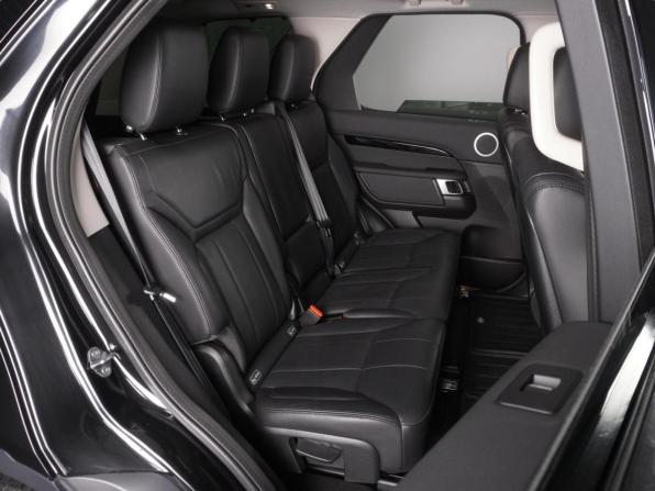 Land Rover Discovery V с пробегом 2018 года, цена 3 544 000 рублей, 129826 км, внедорожник, Автокод Объявления