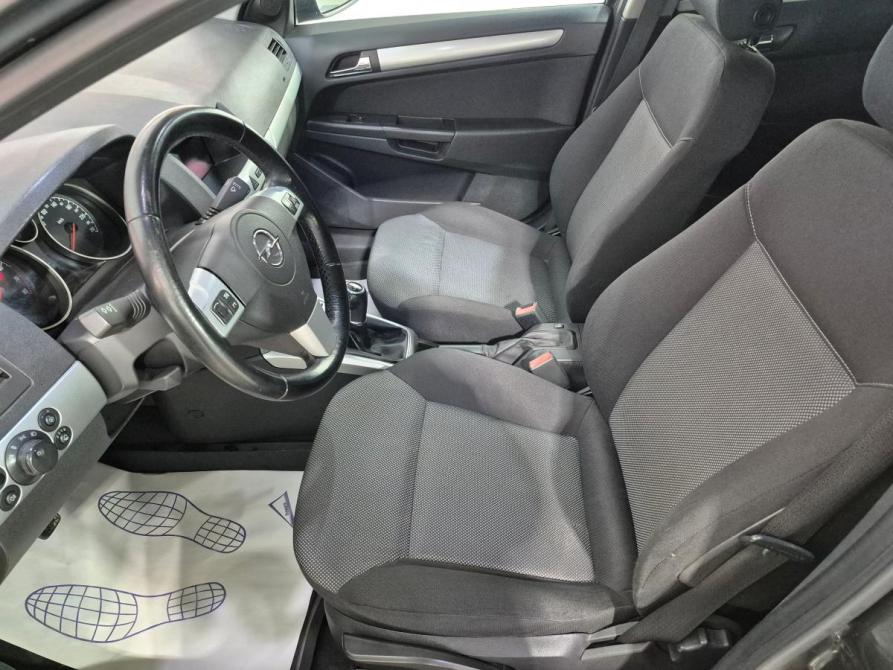 Opel Astra H Рестайлинг Воронеж  - изображение 15