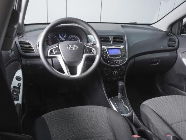 Hyundai Solaris I с пробегом 2012 года, цена 759 000 рублей, 176352 км, хэтчбек, Автокод Объявления