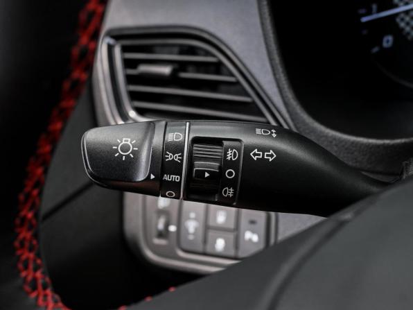 Hyundai Solaris II с пробегом 2020 года, цена 1 649 000 рублей, 78358 км, седан, Автокод Объявления